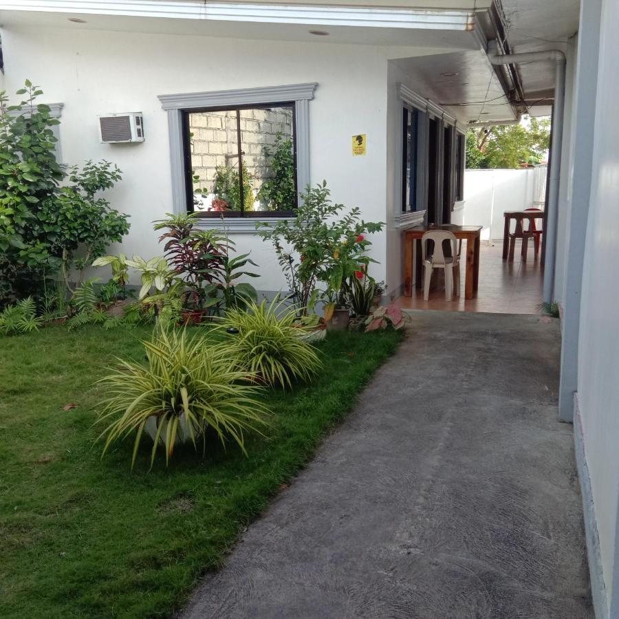 Rna Guesthouse Moalboal Exteriér fotografie